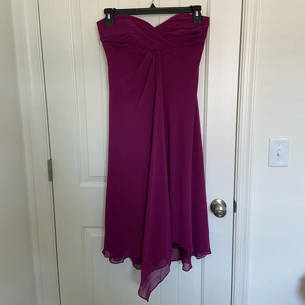 EUC | David’s‎ Bridal women’s strapless midi dress — size 6